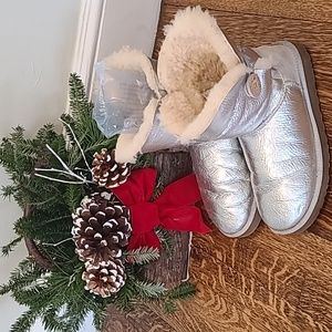 Bundle : UGG boots & Marc Jacobs shoes